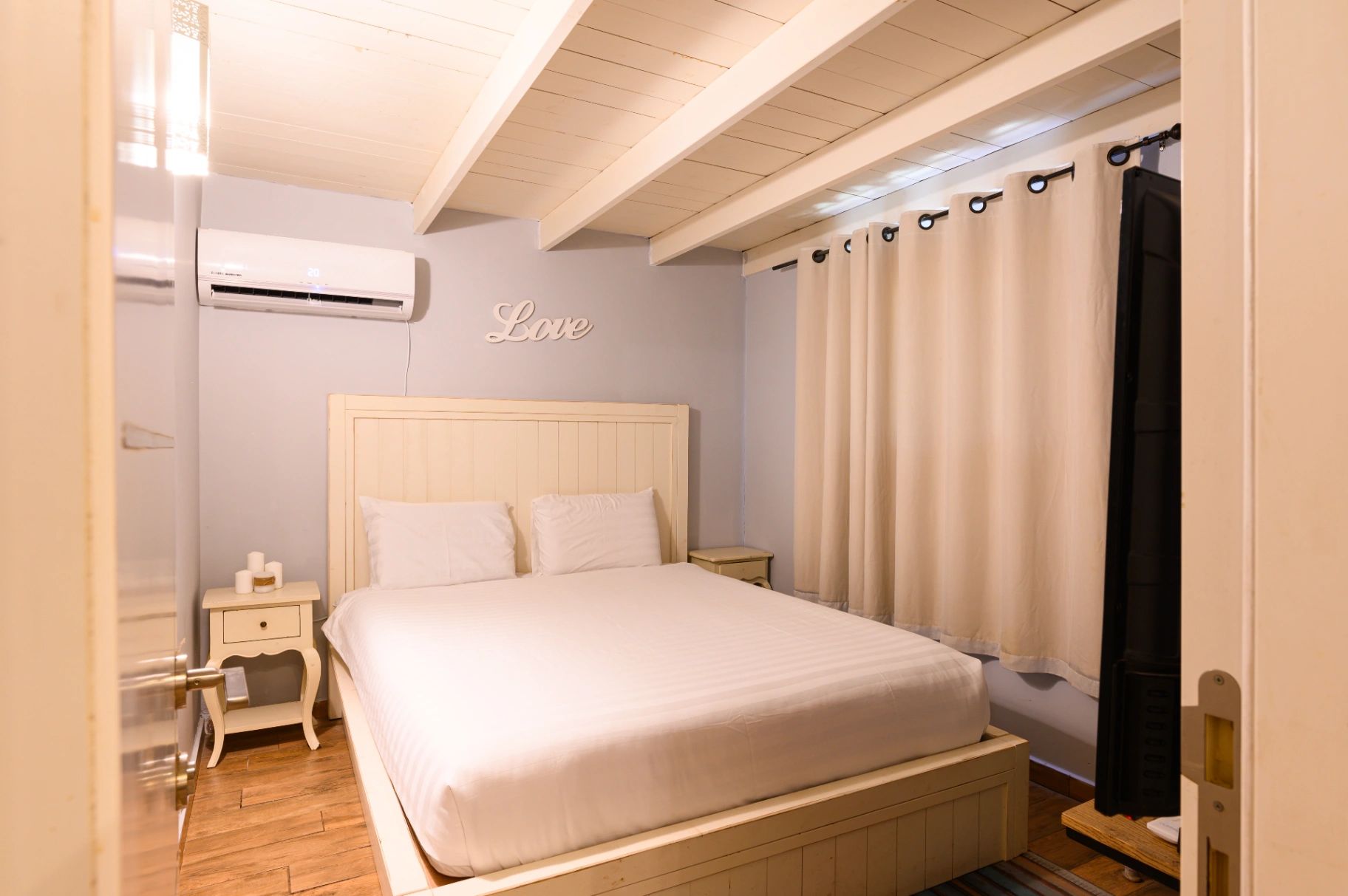 Yeluz Cabins - Gallery Family Cabin, Moshav Yavniel 3