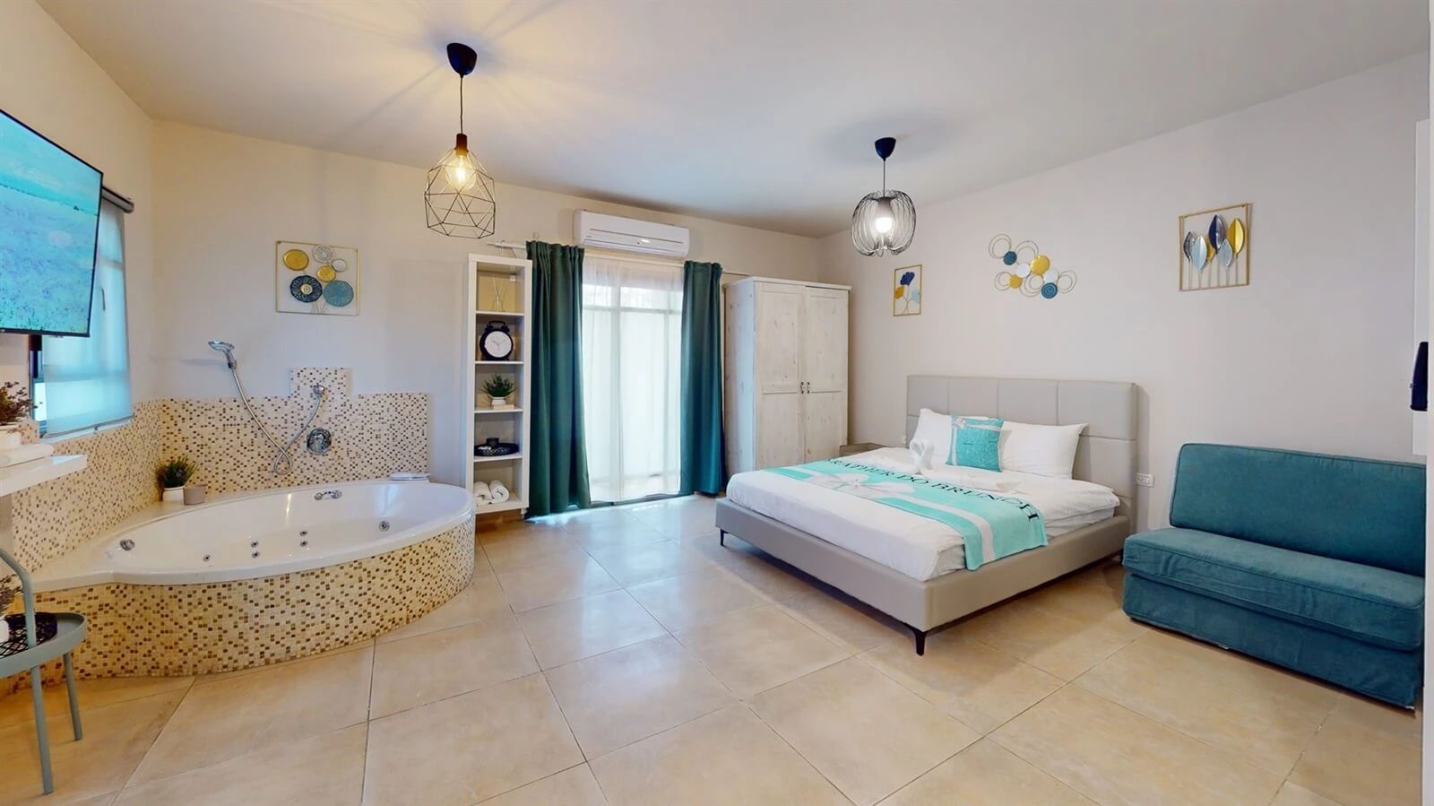 Suite with Private Pool - Tiffany Suites in Had Nes, Golan Heights & Hermon