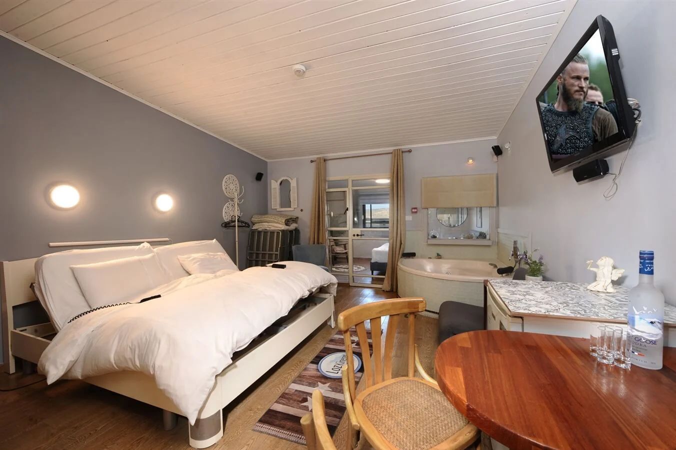 Luz Kinneret - Family Suites E, Moshav Yavniel in Yavne'el, Kinneret, Israel