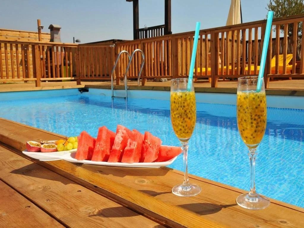 Gal Golan - a hospitality complex with 2 guest cabins