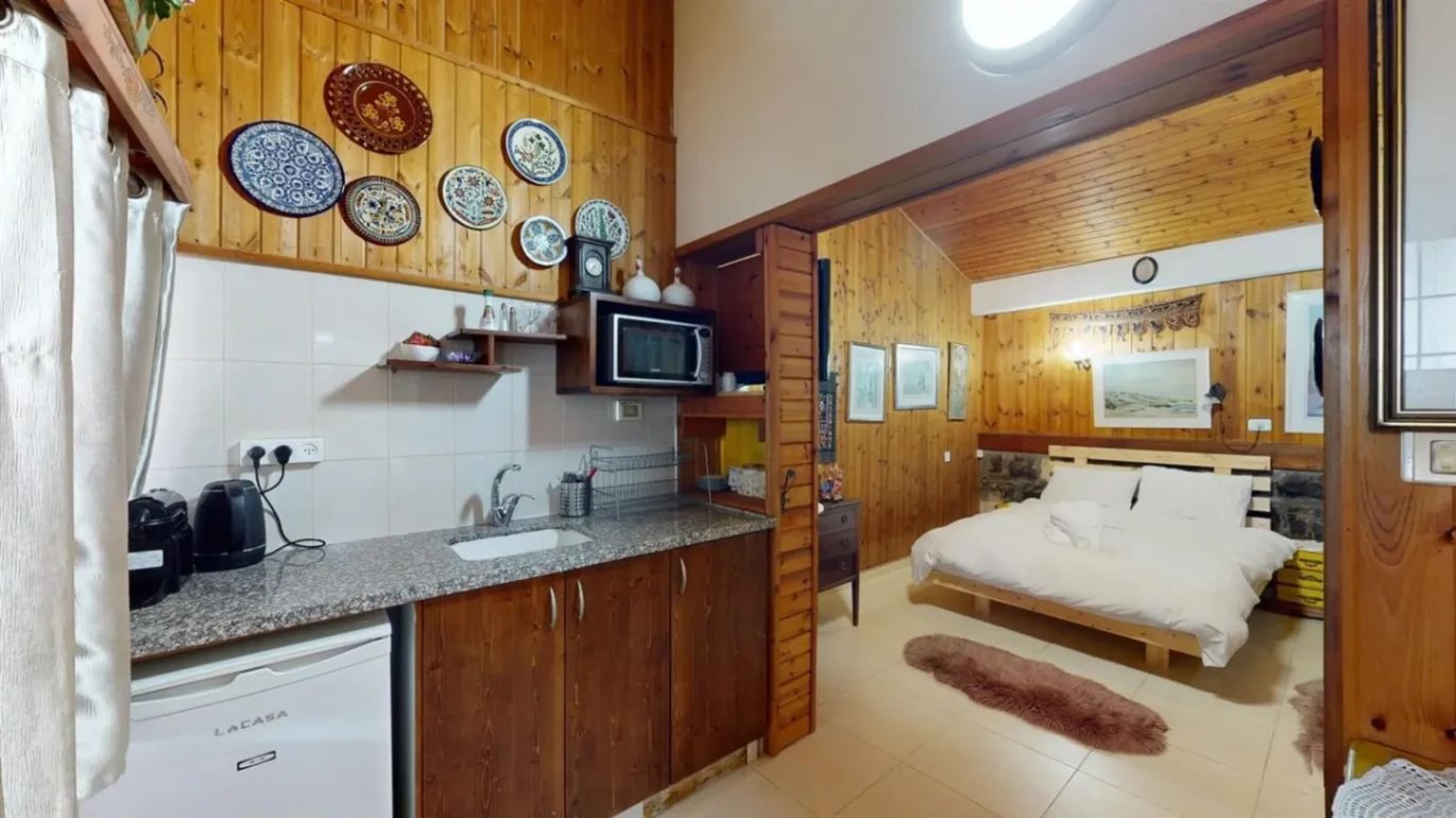 Beit HaZorea – Romantic Yuval Cabin, Moshav Menahemia 2