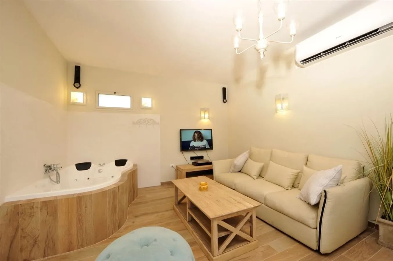 Luz Kinneret - Romantic Rimon Cabin, Moshav Yavneel 2