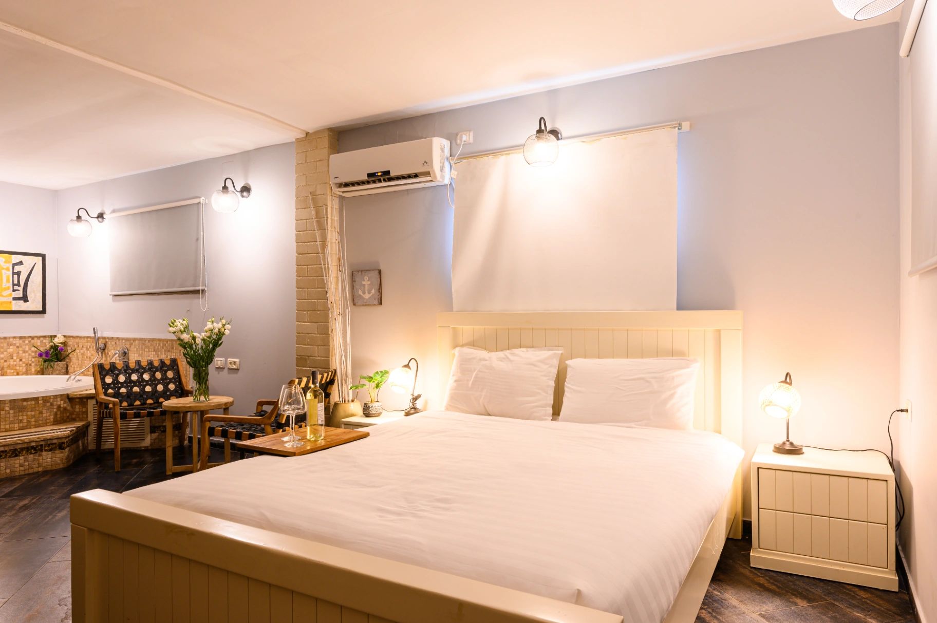 Yeluz Cabins - Romantic Cabin, Moshav Yavniel in Yavne'el, Kinneret, Israel