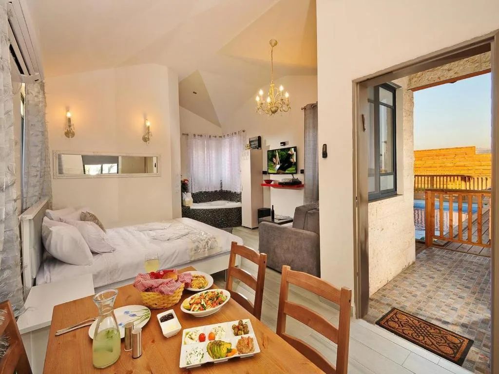 Romantic cabin with spa bath B - Gal Golan 5