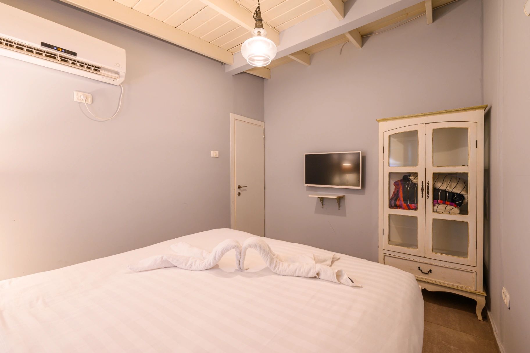 Yeluz Cabins - Romantic Cabin No. 3, Moshav Yavniel 2