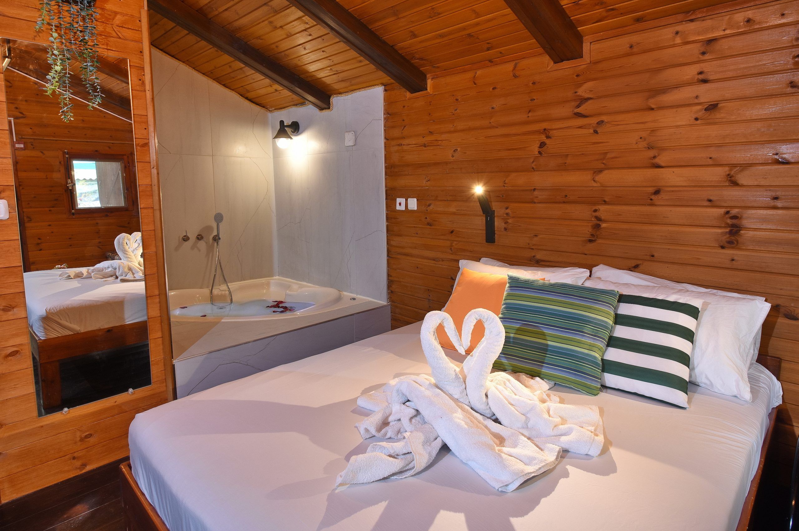 A Corner by the Spring - The Romantic Cabin 4