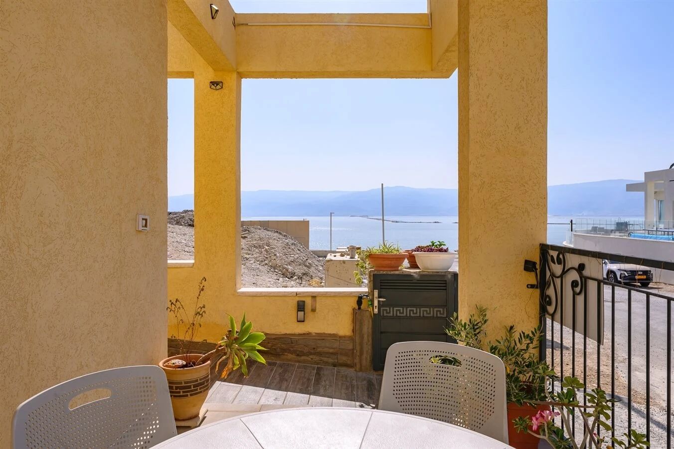 Zimmer in the Dead Sea Desert in Newe Zohar, Dead Sea, Israel