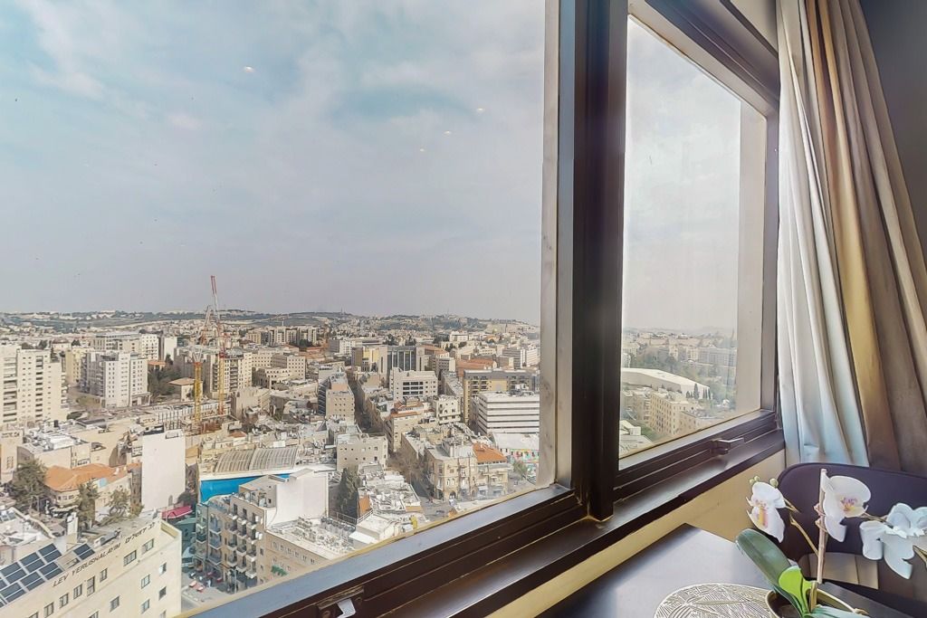 بيرلا الرومانسية منخفضة التكلفة 5