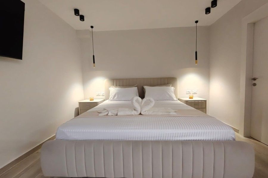 Diamond Suite Level 4